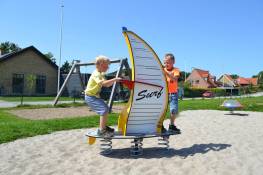 Federspielgert Windsurfer