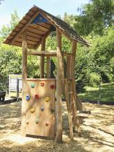 Spielturm Robinie mit Anbauten